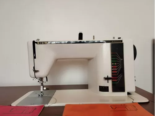 Máquina de coser con mesa Sigma