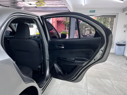Suzuki Swift Dziere AT 2023