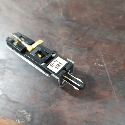 Imagem 5 de 5 de Cápsula Ev 181 Usada Para Vitrola Antiga Com Agulha