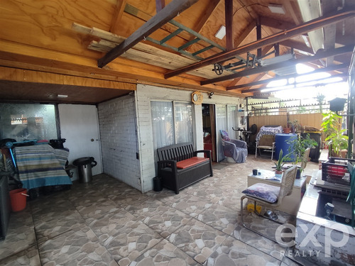 Casa En Venta De 2 Dorm. En Maipú