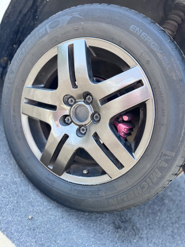Volkswagen Jetta 2.0 L4 Mt