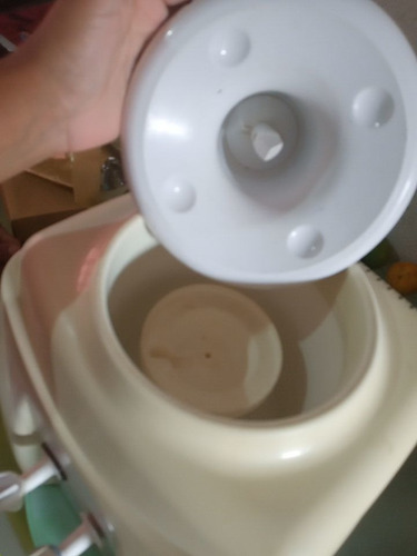 Imagem 3 de 3 de Vende Se Um Gela Água
