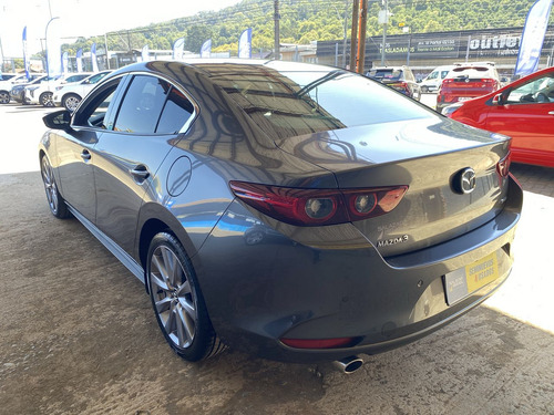 Mazda 3 2024
