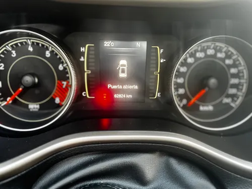 Jeep Cherokee 3.2 Longitude Plus