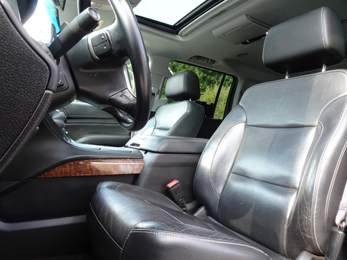 Chevrolet Suburban 5.4 Premier Piel 4x4 At