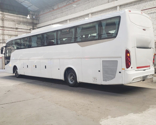 Imagen 6 de 10 de Omnibus Mercedes Benz 500 2014 Saldivia Con Baño