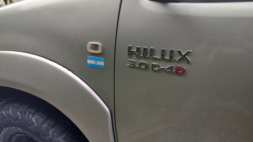 Toyota Hilux Pick-up 3.0 I Sr Cab Doble 4x4 Doble Airbag