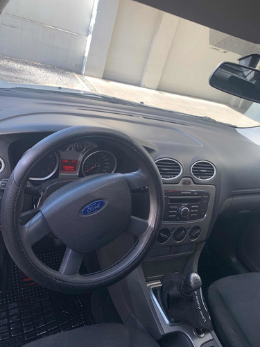Ford Focus 2 1.6 Trend Sigma 2012