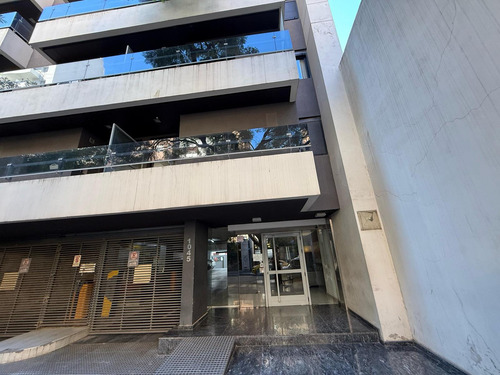 Departamento En Venta En Nueva Córdoba, 1 Dormitorio Con Balcón, Apto Credito, Desocupado