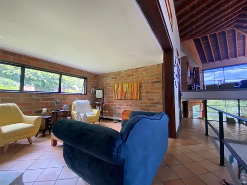 Casa En Venta En Las Brisas. Cod V10099