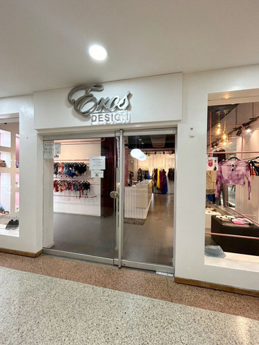 Fondo De Comercio En Venta Tienda De Ropa En Cc Los Próceres Libertador Caracas