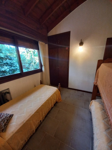 Imagen 20 de 25 de Chalet Sobre Esquina,zona B5 4habitaciones 3baños