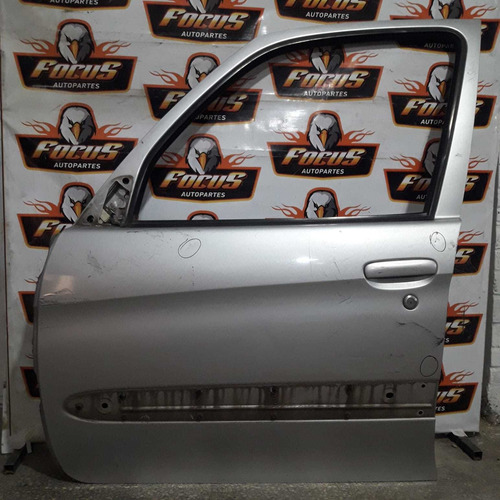 Puerta Delantera Izquierda Citroen Xsara Picasso Min Detalle