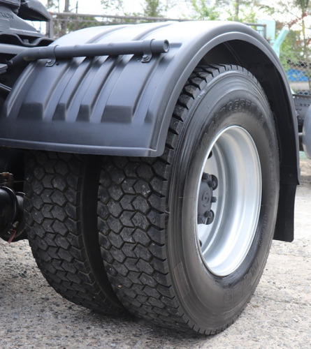 Imagem 7 de 12 de Iveco Cursor 330 4x2 Ano 2010 Com 430 Mil Km