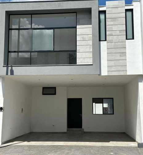 Casa En Venta Por Los Cavazos Altares Residencial Santiago