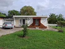 Comprar Alquila Casa En Amplio Predio Con Depósito Con Parrillero Estufa A Leña Zona Uam