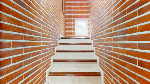 Casa De 6 Ambientes En Venta En Pinamar - Centro/iglesia A 300m Del Mar