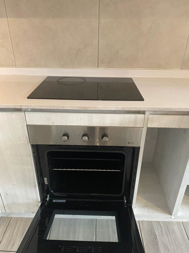 Depto En Venta De 2 Dorm - La Florida - Excelente Ubicación