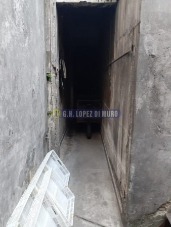 Nuevo Valor!!!! Local C/baño Y Deposito En 2 Plantas Con Patio (son 2 Unidades Funcionales ). Ref: 495