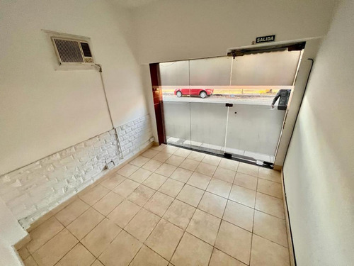Local- America 4500-villa Ballester