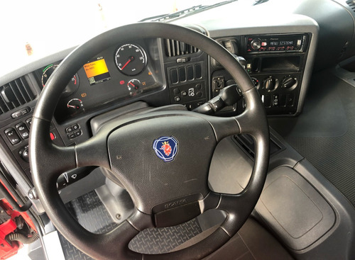 Scania P310 Ano 2015 No Graneleiro