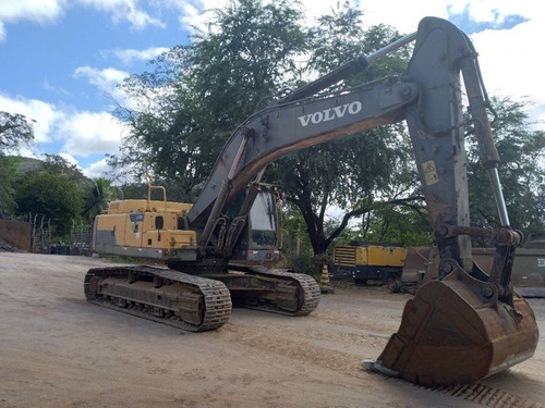 Imagem 3 de 9 de Volvo Ec380