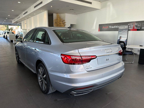 Audi A4 2.0 40 Tfsi Front