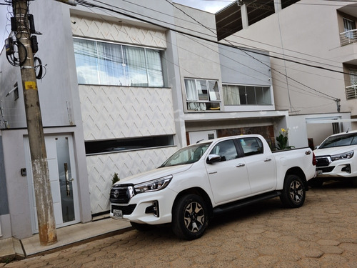 Imagem 1 de 1 de Toyota Hilux Srx