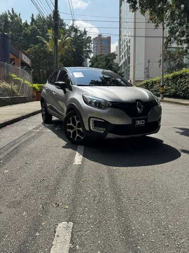 Renault Captur 2.0 Intens Automática