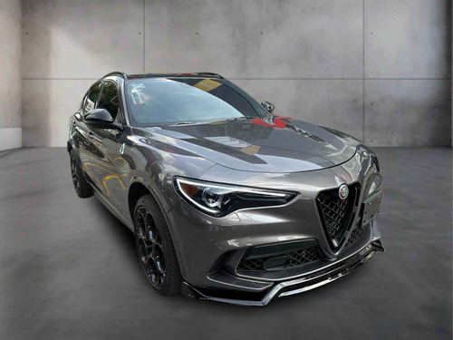 Alfa Romeo Stelvio 2022