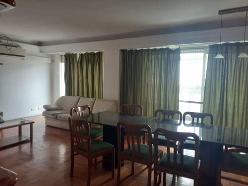 Departamento En Venta De 4 Dormitorios En Balvanera