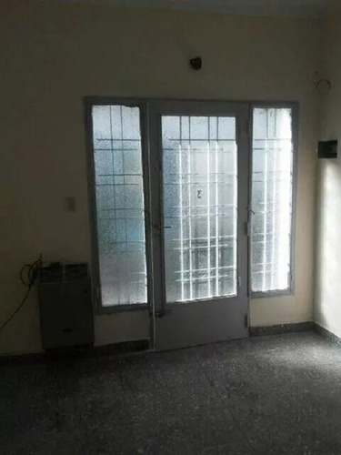Imagen 5 de 13 de Oportunidad - Departamento Tipo Casa De 3 Ambientes En Venta - El Palomar