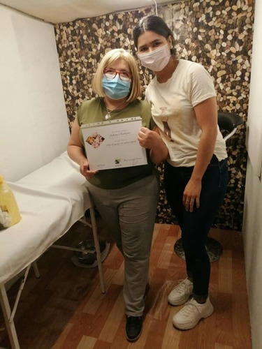 Imagen 9 de 10 de Curso De Masajes Con Piedras Calientes Y Frias + Aceite !!!!