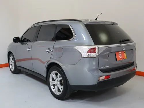 Mitsubishi Outlander 3.0 Tp 7ab Ct Tc 7psj 4x4