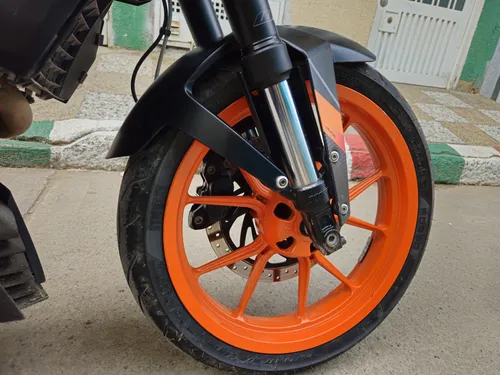 Duke 200