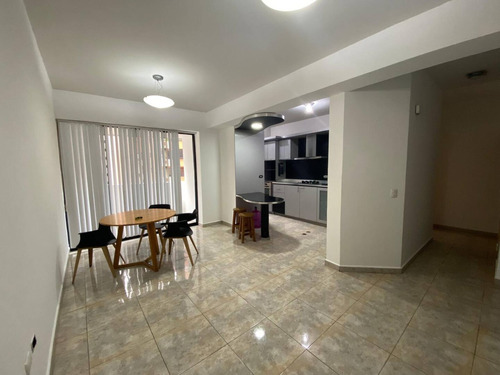 En Alquiler Apartamento En La Trigaleña Alta Valencia Con Pozo, 236791 Acv