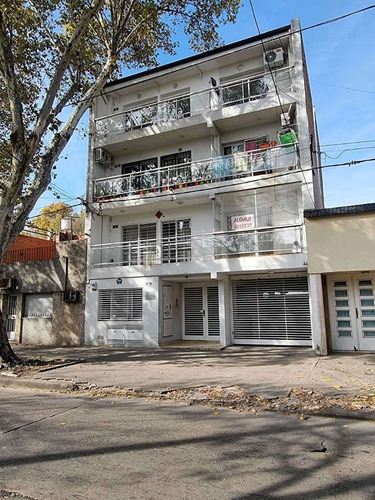 Venta Departamento Echesortu 1 Dormitorio Externo, Cochera