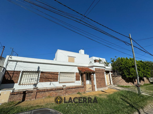 Casa En Venta 4 Amb En Zona San Andres, Villa Maipu