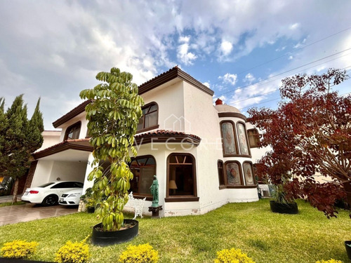 Imagen 30 de 30 de Casa En Venta, Av. Naciones Unidas, Zapopan