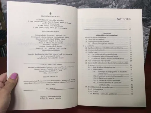 Escritos Nemesio Camacho Rodríguez -derecho Constitucional (Usado)