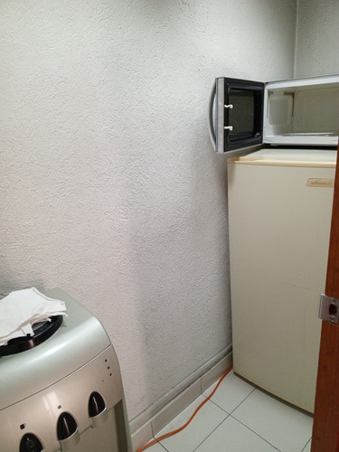Oficina Con 6 Privados, A/ A.