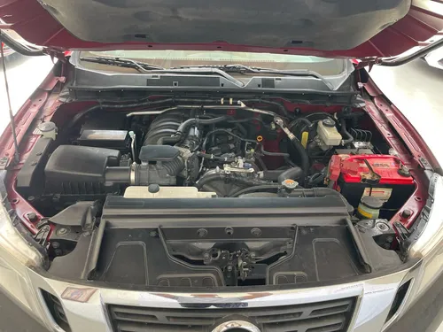 Nissan NP300 2.5 SE Paq Seguridad Mt