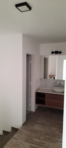 Imagen 9 de 30 de Prados De Manantiales, 3 Dormitorios, 2 Baños, Cochera, Patio Con Asador