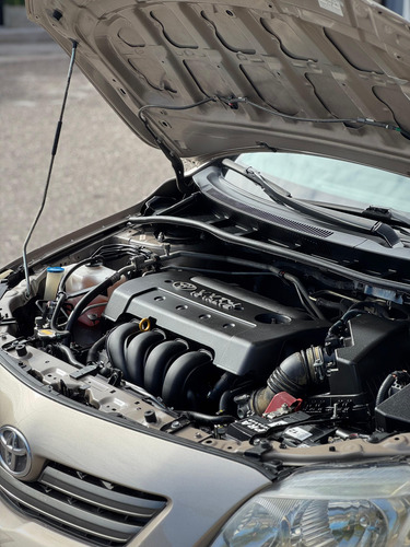 Toyota Corolla 1.8 Xei At