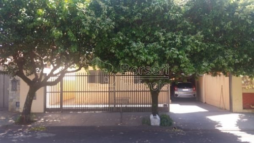 Imagem 1 de 6 de Venda De Casas / Padrão Na Cidade De Araraquara 5773