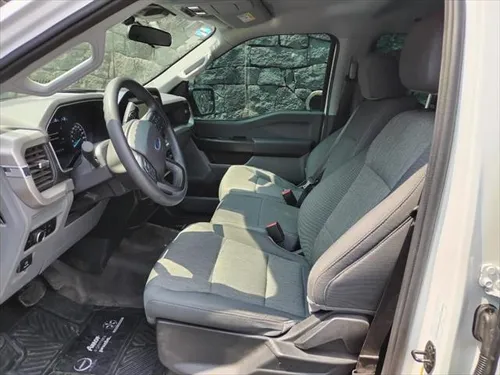 Ford F-150 3.3 XL Doble Cabina V6 4x2 At