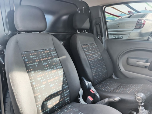 Imagem 5 de 8 de Fiat Fiorino Hard Working 1.4 Flex Completa 2020 2p