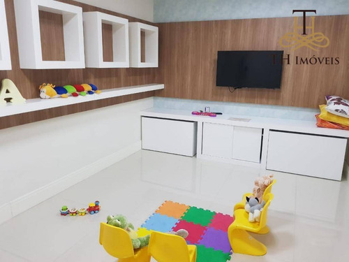Imagem 17 de 18 de Apartamento Semimobiliado Com 3 Dormitórios, 2 Vagas De Garagem Privativas, No Centro De Balneário Camboriú/sc! - Ap0473