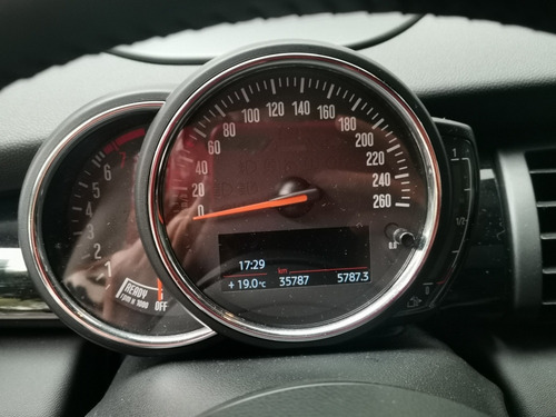 Imagen 14 de 15 de Mini Cooper 2019 1.5 Pepper At