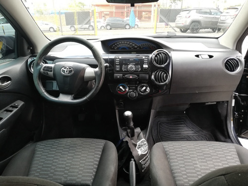 Etios Sedan 1.5 Xls Flex 2013